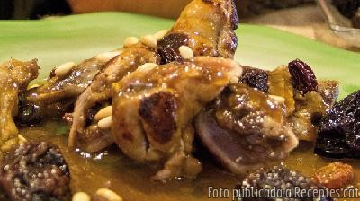 Recepta de cuina de Faisà rostit amb prunes