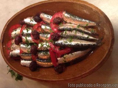 Recepta de cuina de Sardines amb tomàquet al forn