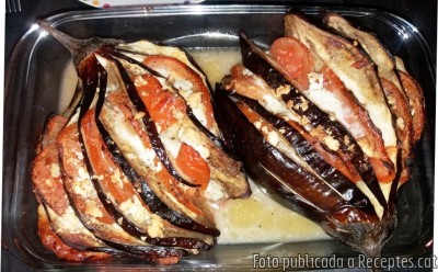 Recepta de cuina de Albergínies amb tomàquet i mozzarella