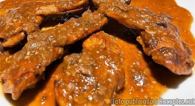 Recepta de cuina de Conill estofat amb moixernons