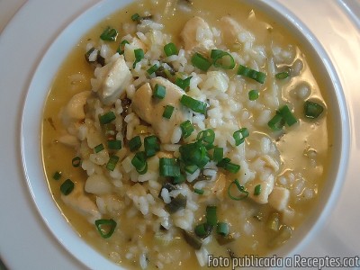 Recepta de cuina de Risotto a la llimona amb daus de pollastre