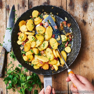 Recepta de cuina de Patates a rodanxes, fregides