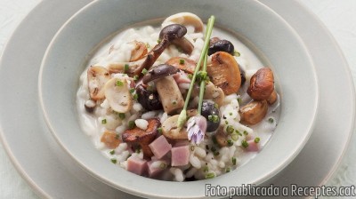 Recepta de cuina de Risotto de bolets amb pernil picat