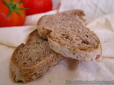 Recepta de cuina de Pizzes de pa de pagès