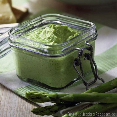 Recepta de cuina de Pesto d’espàrrecs