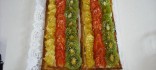 Bandes de pasta de full amb fruites